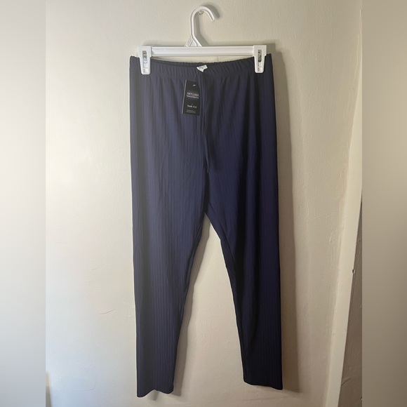 NWT Ribbed Leggings Color Navy Size Medium - Picture 5 of 5
